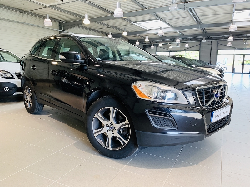 Volvo XC60 D5 AWD 205CH SUMMUM GEARTRONIC d’occasion à